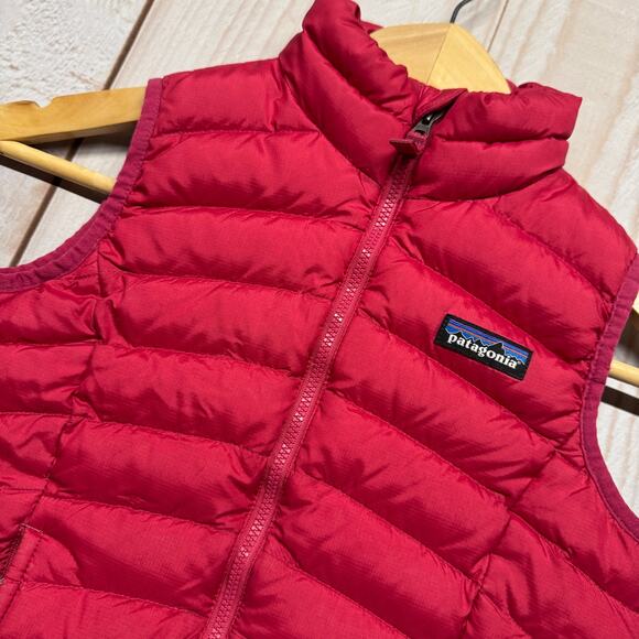 Patagonia Kids Duck Down 600-Fill Insulated Puffer Vest Size XS (5-6) Magenta - Picture 3 of 7